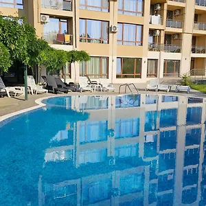 Vesta Riviera - Free Parking Złote Piaski